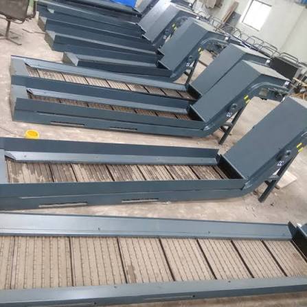 Hinge  and Chip and Scraper Conveyor
