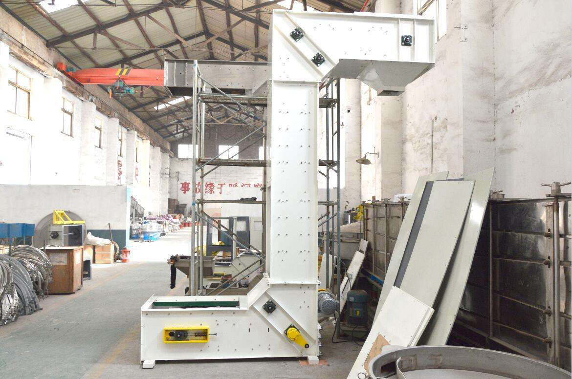 Bucket Elevator Conveyor