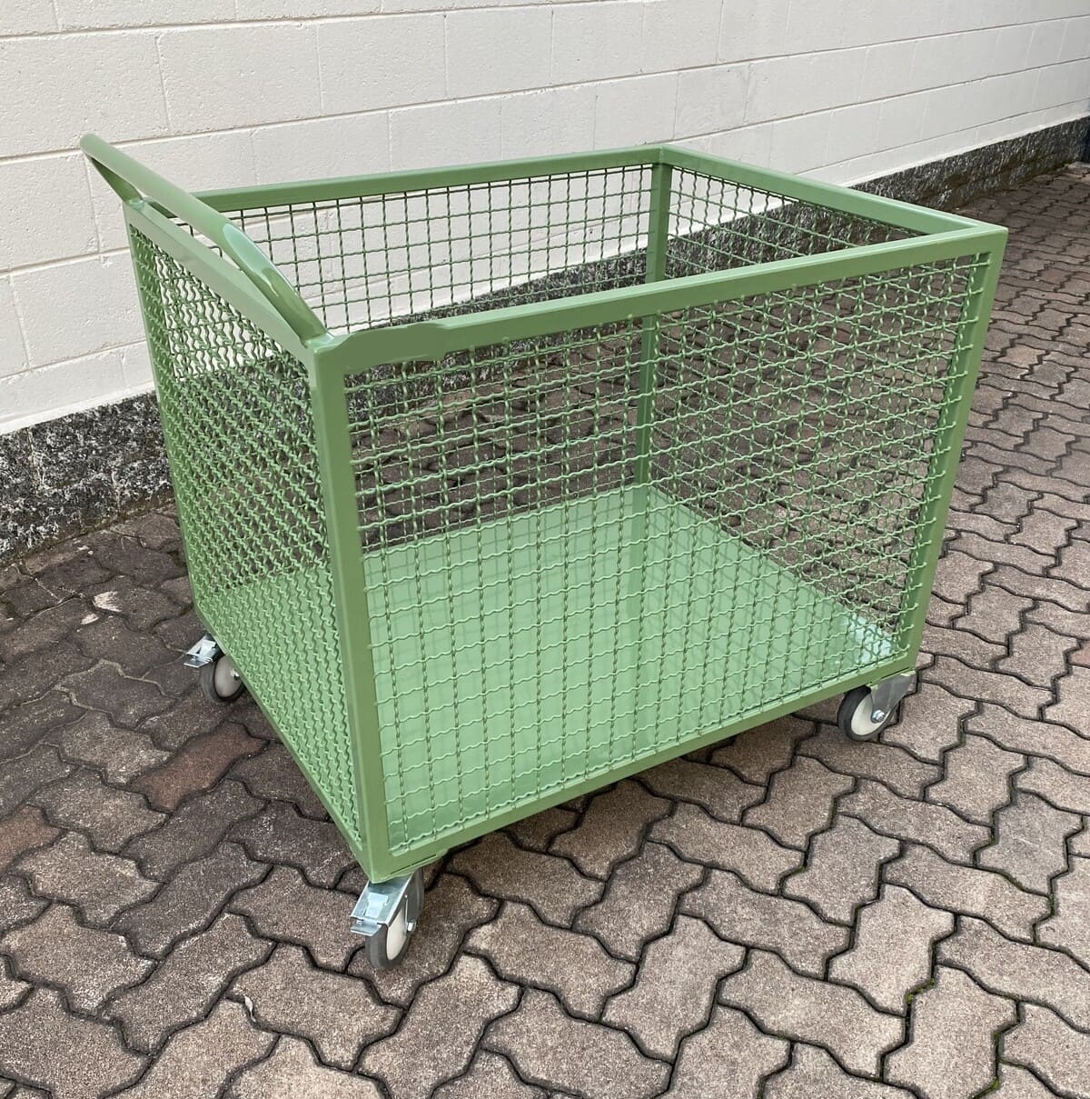 Wire-Mesh Trolleys